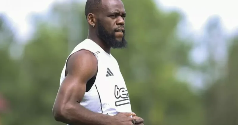 Herkes ayrılmasını bekliyordu! Beşiktaş tan Onana sürprizi