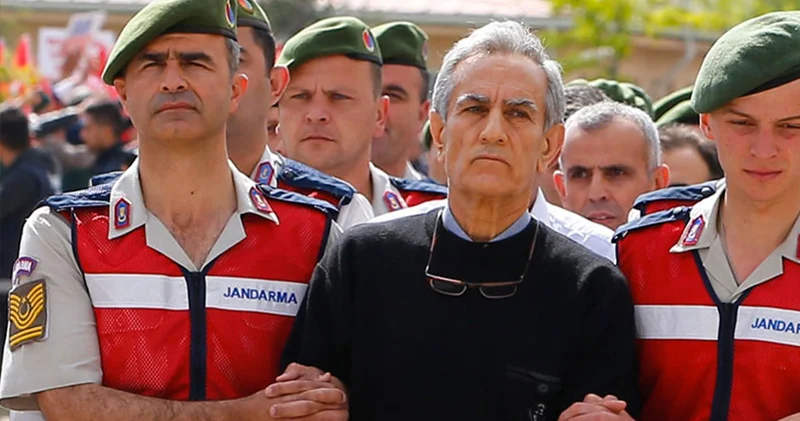 Akın Öztürk: Hulusi Akar ve Yaşar Güler, 9 yıldır mahkemeye gelip gerçekleri açıklamanızı bekliyorum