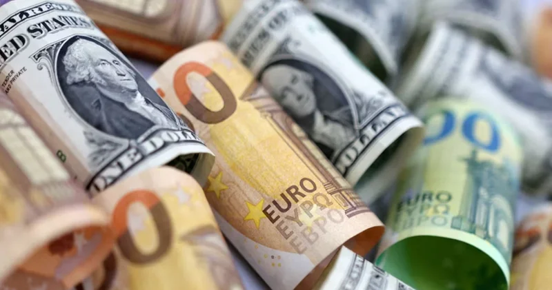Haftanın son gününde dolar ve euro kaç TL oldu?