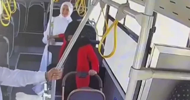 Bursa da bir otobüs şoförü genç çifti geç kaldıkları nikahlarına yetiştirip şahit oldu VİDEO İZLE