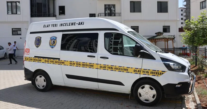 Yasak ilişki cinayeti! Eşini evde başka erkekle gören başkomiser kurşun yağdırdı