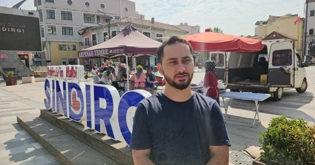 Balıkesir de bitmeyen depremler için halk harekete geçti! Gün boyu burada dağıtıyoruz