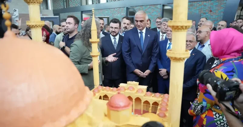 Kültür Yolu’nun rüzgarı Kayseri’de! 9 günlük sanat şöleni başladı