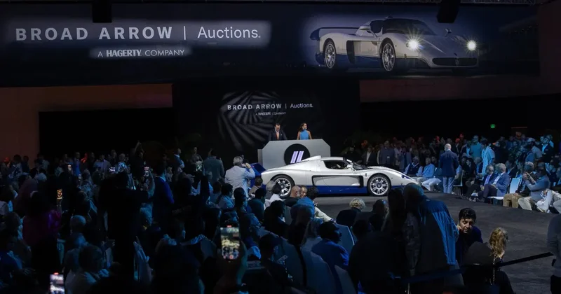 20 Yaşındaki Maserati MC12 Stradale 5,2 milyon dolarlık rekor fiyatla satıldı