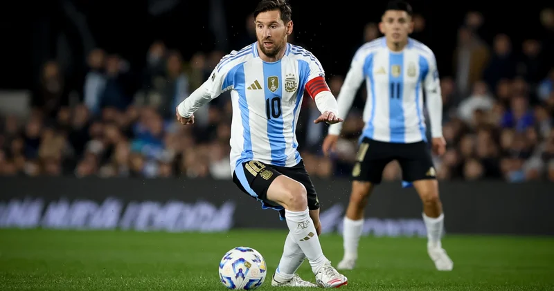Lionel Messi yine işini yaptı! Arjantin, Venezuela yı 3 golle geçti