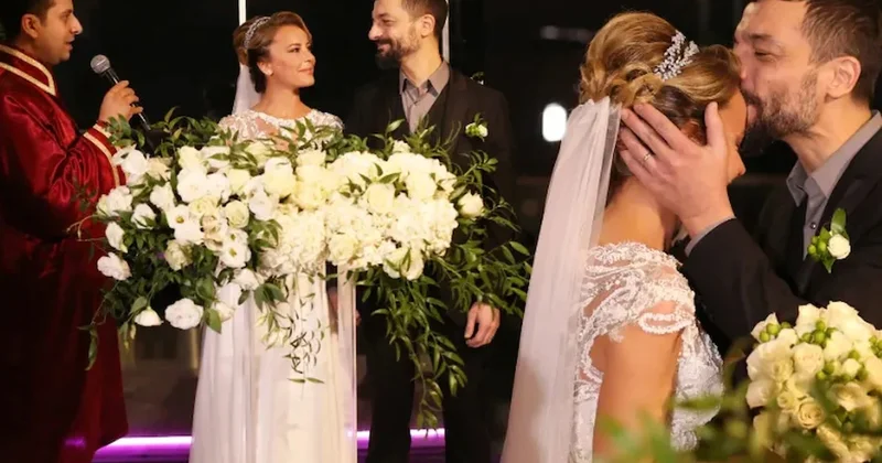 Ünlü çift 4 ay sonra ilk kez anne baba olacak Sözcü Gazetesi
