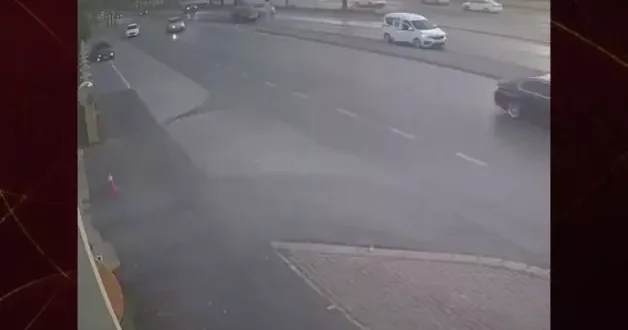 Drift atan maganda ile polis arasında film sahnelerini aratmayan kovalamaca