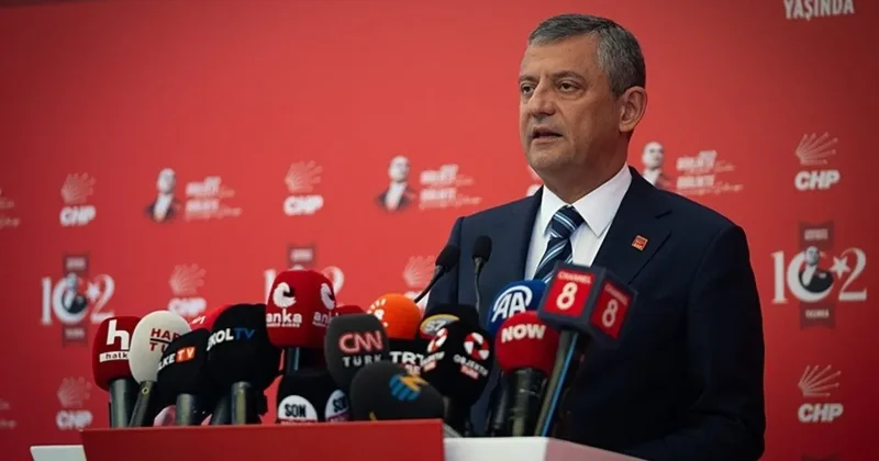 Koltuğu kaybetme korkusuyla saldırıyor