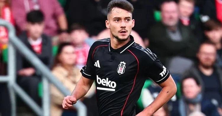 Beşiktaş ta Ernest Muçi, Trabzonspor yolunda