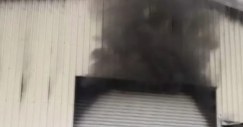 Hatay da 3 milyon TL lik yangın: Depremden sonra yeniden ayağa kalkmaya çalışırken...