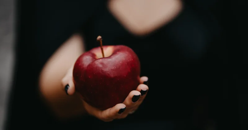 Her gün bir elma doktoru uzak tutar sözü doğru olabilir! Günde bir tane elma yemek bakın nelere iyi geliyormuş!