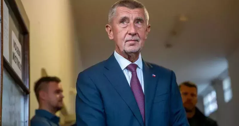 Çekya daki genel seçimi eski Başbakan Babis in partisi ANO önde tamamladı