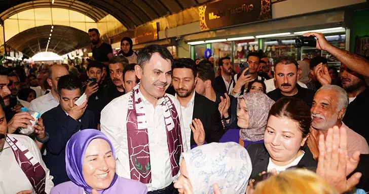 Bakan Kurum dan, Hatay da depremzede aileye ziyaret