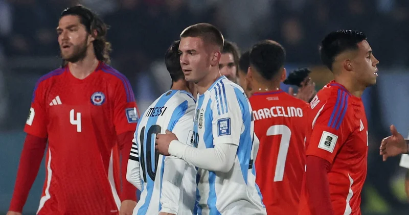 Arjantin de Messi ve yeni Messi birlikte oynadı