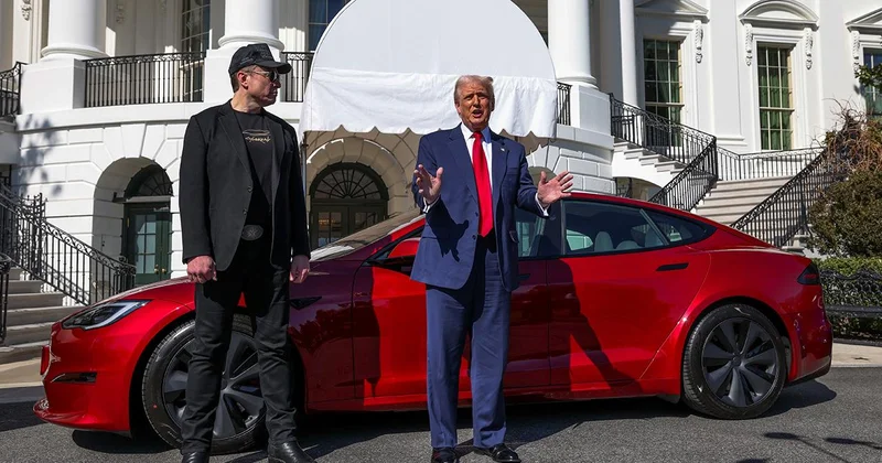 Trump tan Elon Musk a sert sözler: Aklını kaçırmış