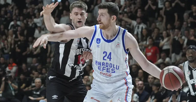 Anadolu Efes ten Beşiktaş a 3 sayılık darbe