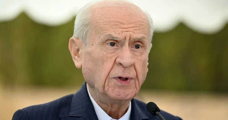 Bahçeli den CHP ye sert tepki: Gençlik üzerindeki oyuna son verilmeli