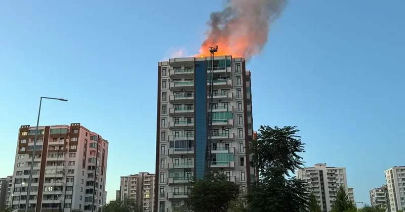 Diyarbakır da 4 kişinin hayatını kaybettiği apartman yangınına ilişkin 4 gözaltı