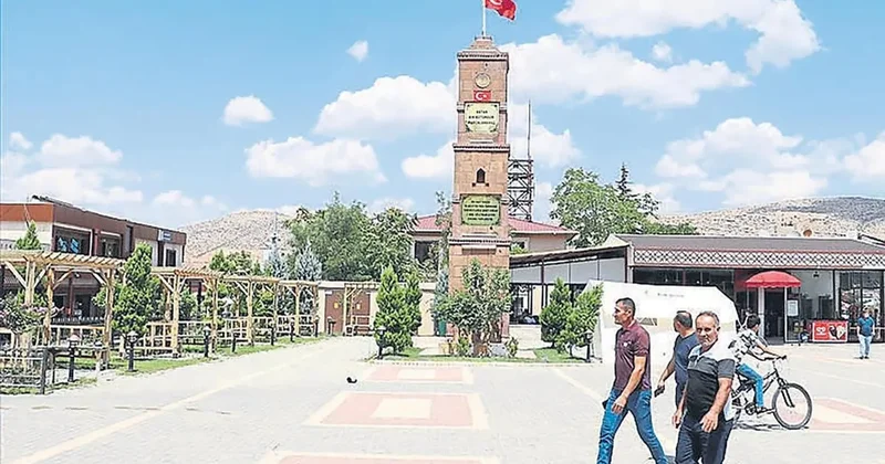 PKK’nın ilk saldırıyı başlattığı ilçedeyiz… Barış Eruh’ta umutları yeşertiyor