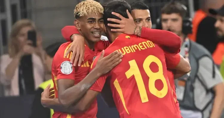 Uluslar Ligi nde 9 gollü düelloda final bileti İspanya nın! Fransa geri dönemedi, Portekiz...