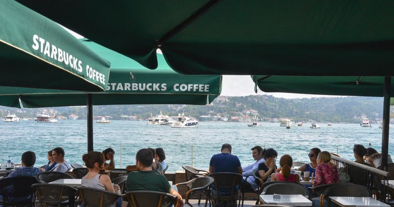 Bebek’te Starbucks’ın olduğu tarihî yalıyı Kahve Dünyası’nın sahibi şirket satın aldı; işte bedeli