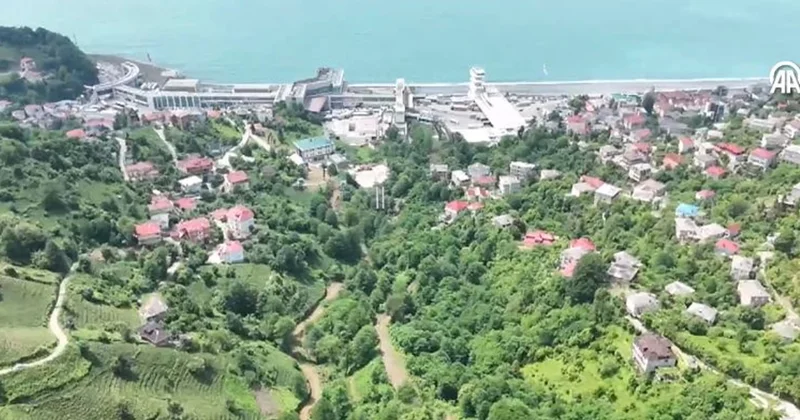 Bir köyün içinde 2 ülke var: Köylüler 104 yıldır sınırda toplanıyorlar Sözcü Gazetesi