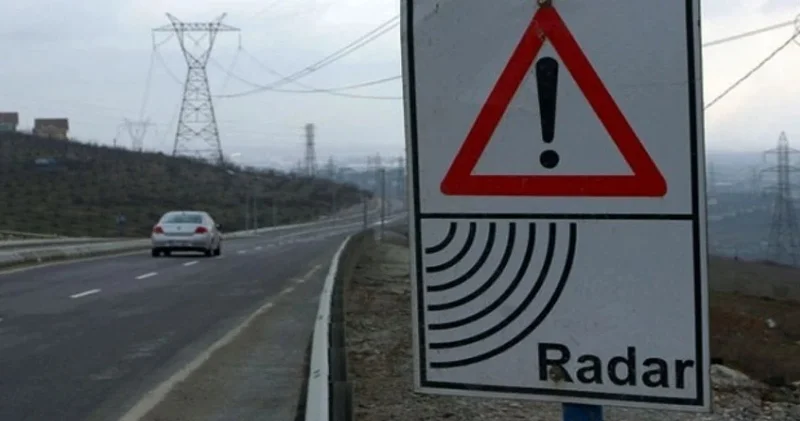 Radar bıkkınlığı Saray a da ulaştı