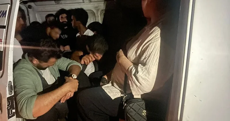 Hepsi minibüsten çıktı: Say say bitmedi... Sözcü Gazetesi