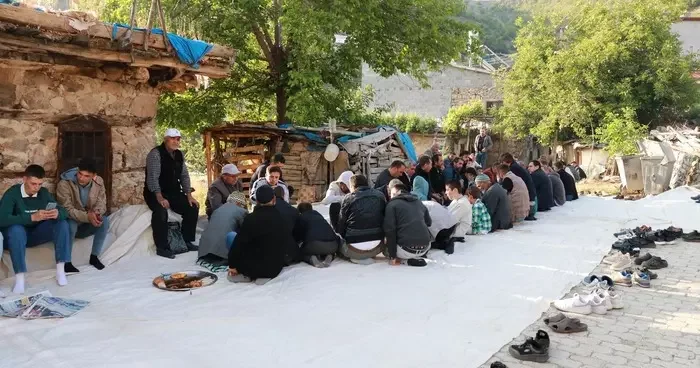 Konya da mahalleli kurbana ‘Bayram Damı ile başlıyor