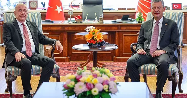 Özdağ, Özgür Özel i ziyaret etti