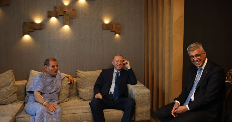 Cumhurbaşkanı Recep Tayyip Erdoğan dan Galatasaray Başkanı Dursun Özbek e hastanede ziyaret