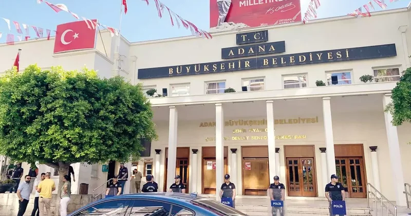 CHP’li Adana, Adıyaman ve Antalya Belediyelerine operasyon… Muhittin Böcek tutuklandı