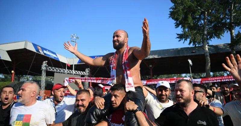 Kırkpınar da başpehlivanlığı Orhan Okulu kazandı