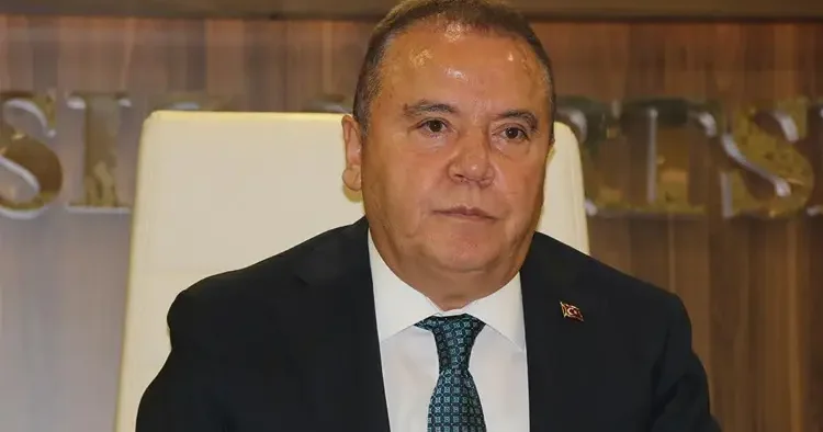 Antalya Belediye Başkanı Muhittin Böcek in ifadesi ortaya çıktı... Eski geline 30 milyonluk ev iddiasına bu cevabı verdi
