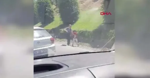 Trafikte çıkan kavga yolcuyu korkuttu! O anlar böyle görüntülendi...