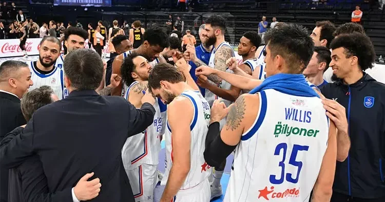 Anadolu Efes te bir ayrılık daha!
