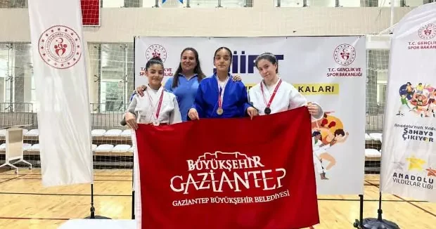 Gaziantep haberleri Gaziantep Büyükşehir, çalışmalarıyla haftayı verimlilikle bitirdi 06 Temmuz 2025