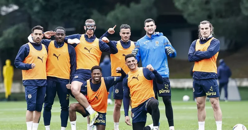 Fenerbahçe 11 yıllık futbolcusuna veda etti: Yeni durağı 1. Lig