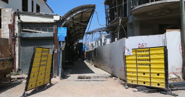 Hatay daki tarihi Uzun Çarşı da restorasyon çalışmaları sürüyor Hatay Haberleri