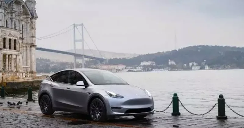 Tesla Türkiye ye gümbür gümbür geliyor! Model Y tekrardan piyasada: Fiyatlar sil baştan yenilendi