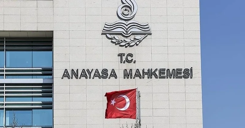 İki siyasi partinin hukuki varlığı sona erdi