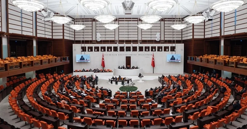 200 ü aşkın siyasetçi ve aydından Yeni Anayasa bildirisi Sözcü Gazetesi