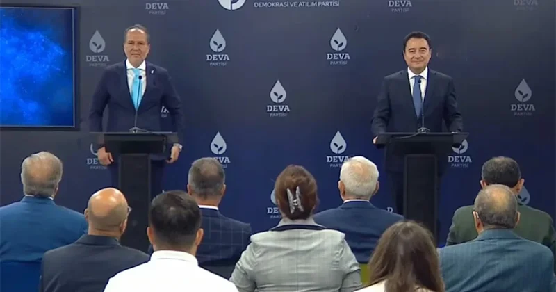 Erbakan ve Babacan bir araya geldi, istifa çağrısı yaptı Sözcü Gazetesi