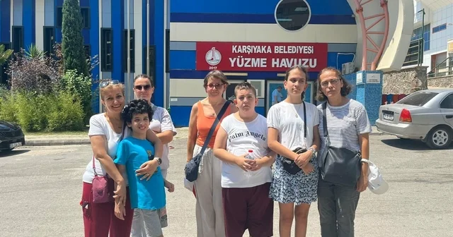Belediye havuzunda otizmli çocuklar için yüzme dersi iptaline tepki İzmir Haberleri