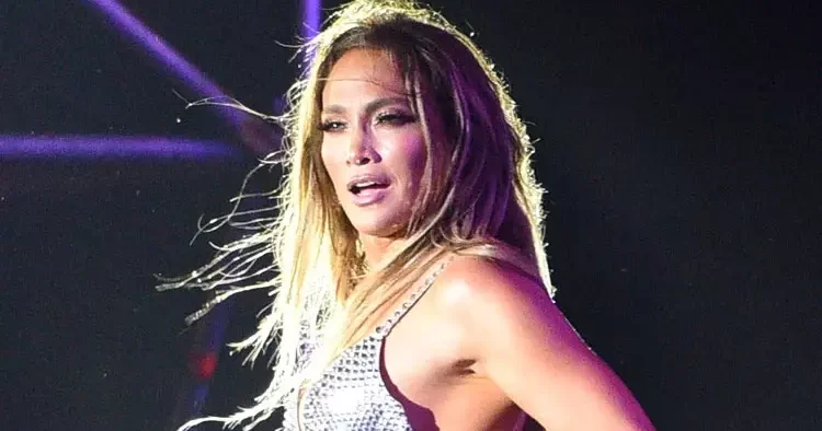 İstanbul da Jennifer Lopez şov!
