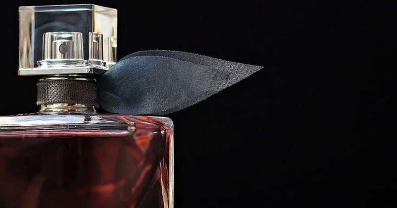 10 bin TL ye satılıyor: Bu parfümü sıkanı markete almıyorlar! Sözcü Gazetesi