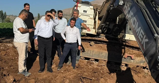 Başkan Tutdere, ilk gününde içme suyu isale hattındaki çalışmaları yerinde inceledi Adıyaman Haberleri
