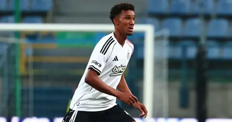 Beşiktaş, Felix Uduokhai’nin St. Patrick maç kadrosundan çıkarıldığını açıkladı