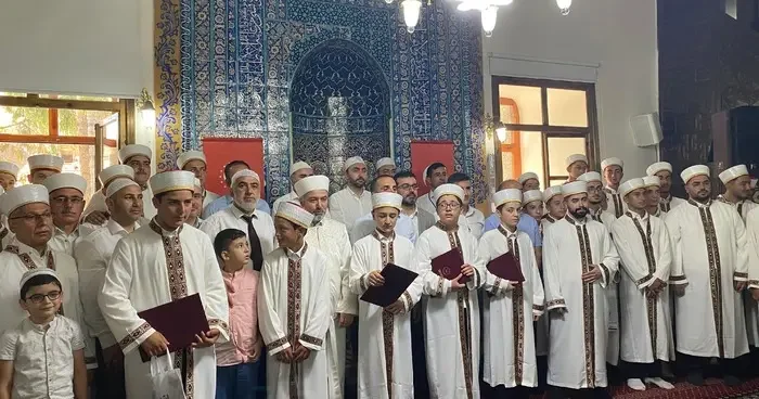 Çorum da 44 öğrenci hafız olmanın heyecanını yaşadı