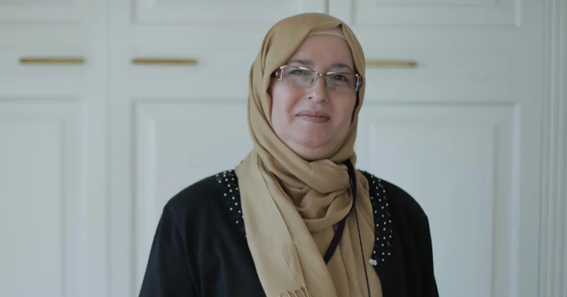 Diyanet in hutbesi kadınları kızdırdı: Ünlü yazar başörtüsünü çıkaracağını ilan etti Sözcü Gazetesi